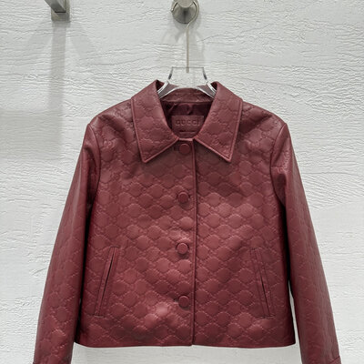 구찌 엠보싱 로고 가죽재킷