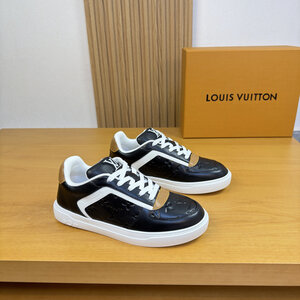 LV 스니커즈 공용